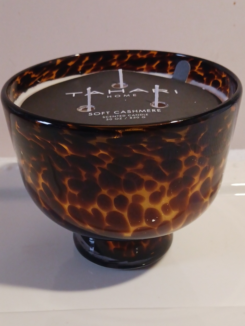 TAHARI ⚜️Tortoiseshell Brown Glass Scented Pedestal Candle ⚜️